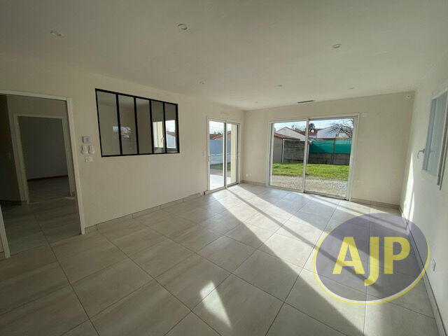 Maison - 77 m² - 4 pièces