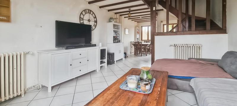 Maison - 94 m² - 5 pièces