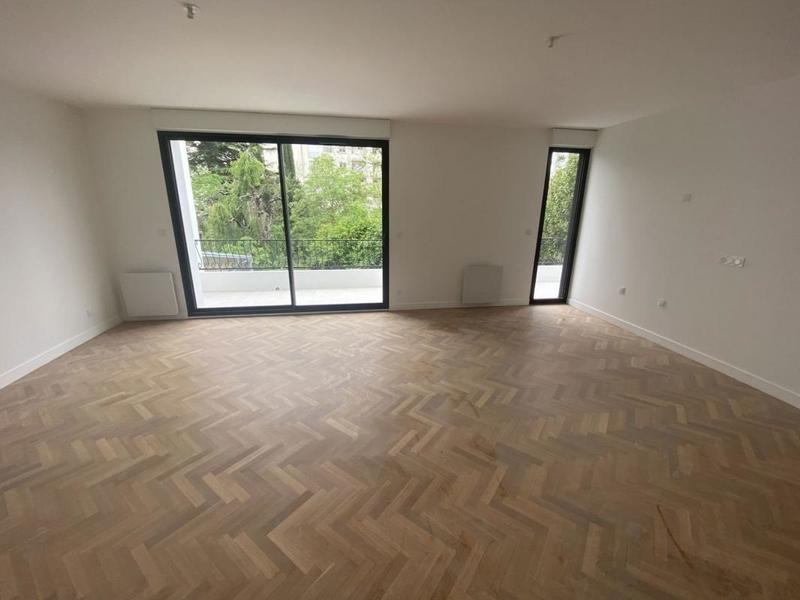 Appartement - 99 m² - 4 pièces