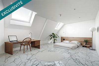 Maison - 215 m² - 7 pièces