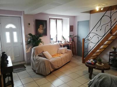 Maison - 97 m² - 5 pièces
