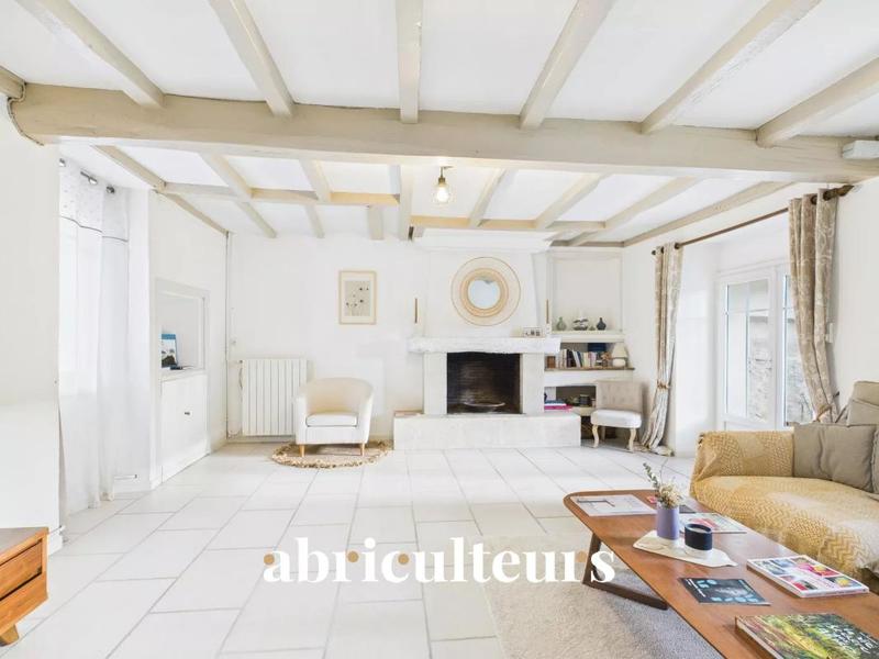 Maison - 158 m² - 7 pièces