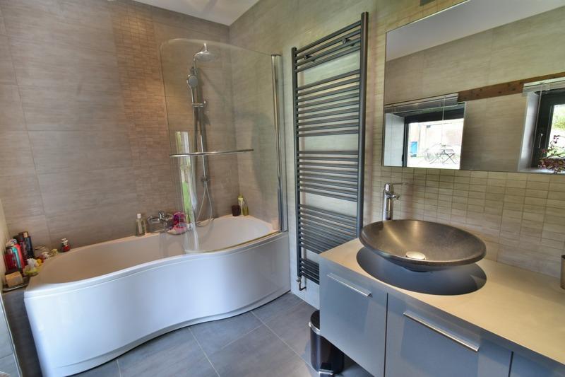 Maison - 190 m² - 7 pièces