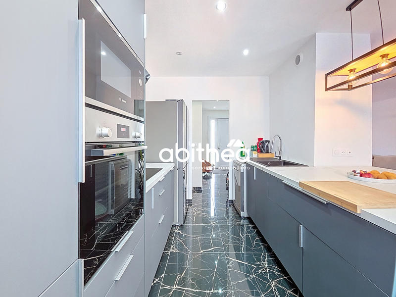 Maison - 83 m² - 4 pièces