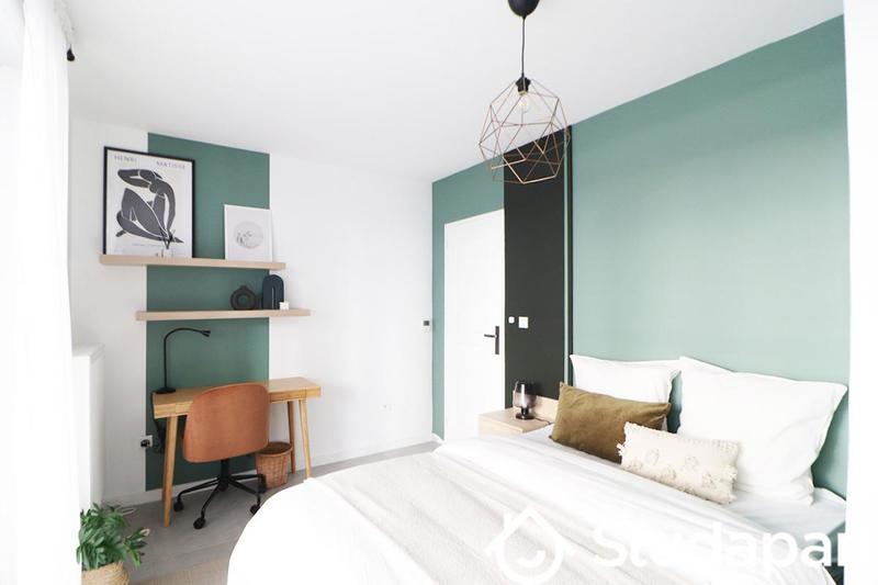 Chambre - 11 m² - 1 pièce