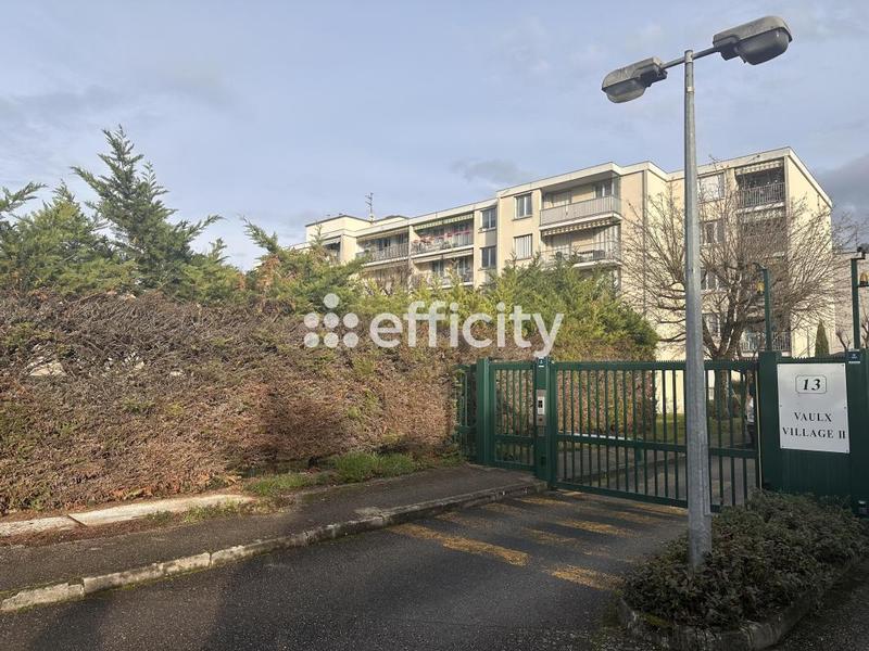 Appartement - 81 m² - 4 pièces