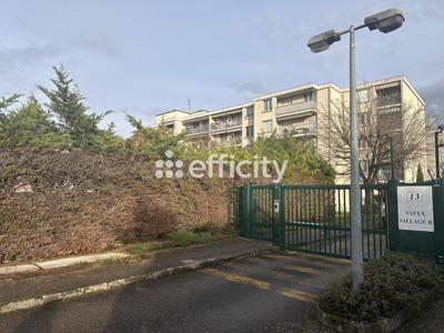 Appartement - 81 m² - 4 pièces