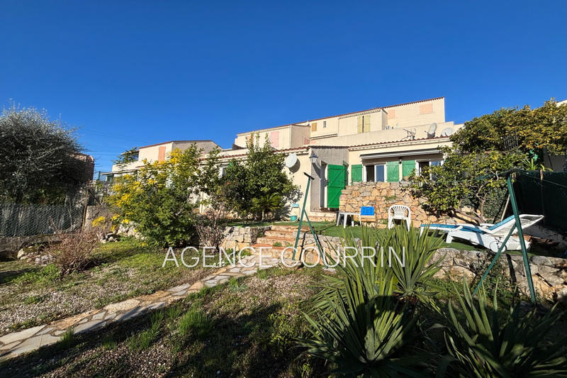 Maison - 70 m² - 3 pièces