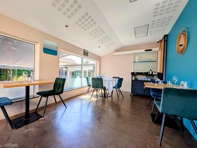 Fonds de commerce - Hôtellerie / Restauration - 160 m²