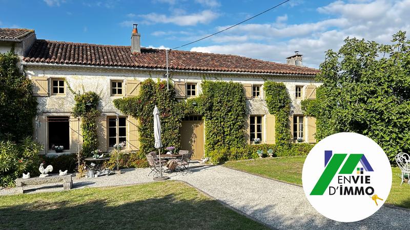 Maison - 215 m² - 5 pièces