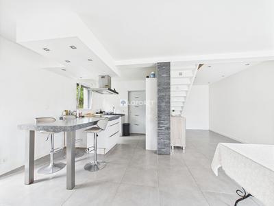 Maison contemporaine - 119 m² - 5 pièces