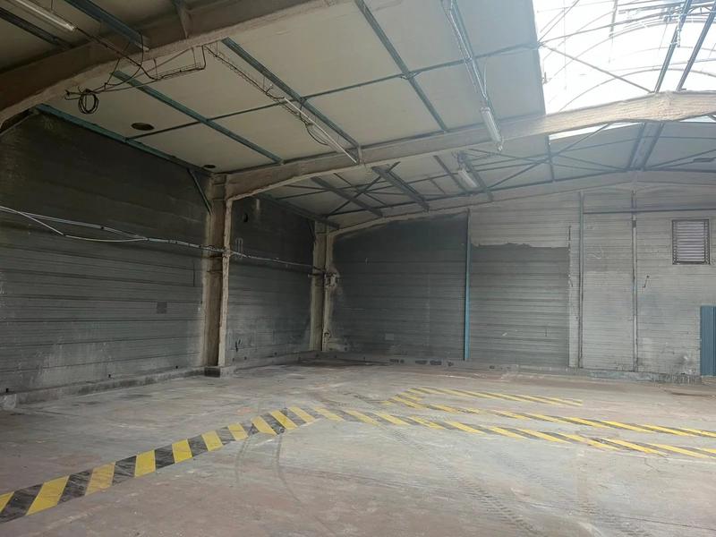 Entrepôt - 400 m²