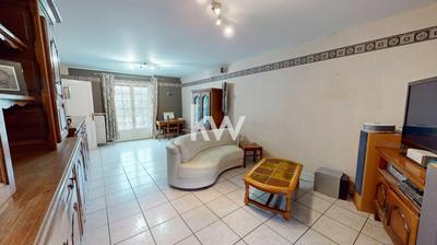 Maison - 120 m² - 8 pièces