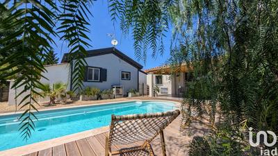 Maison - 200 m² - 7 pièces