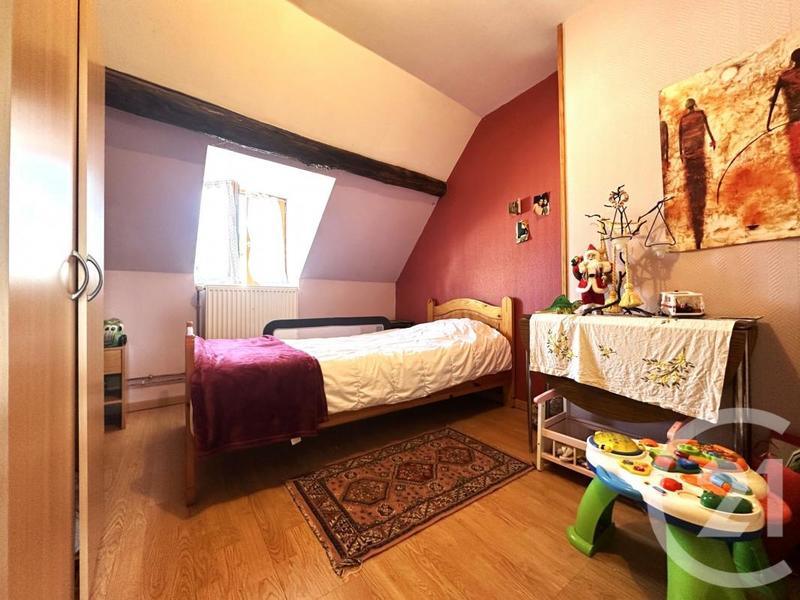 Maison - 217 m² - 6 pièces