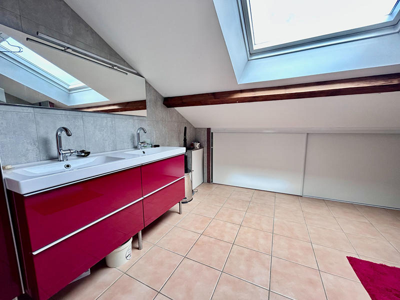 Maison - 140 m² - 6 pièces