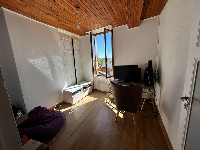 Immeuble - 2 pièces