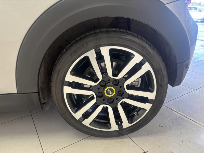 Mini Mini Hatch 3 Portes Cooper se 184 ch Essential