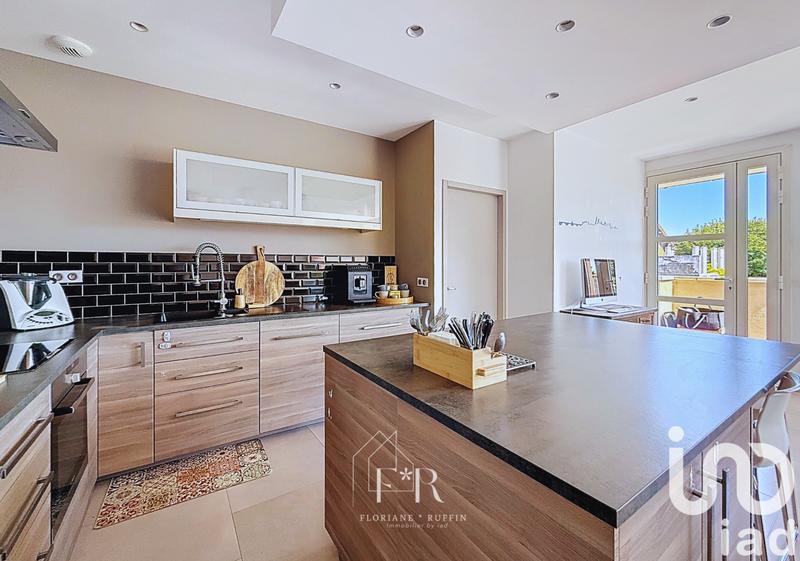 Maison - 110 m² - 4 pièces