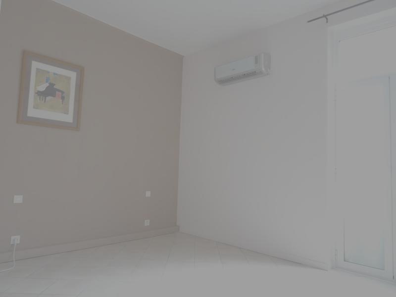 Appartement - 83 m² - 2 pièces