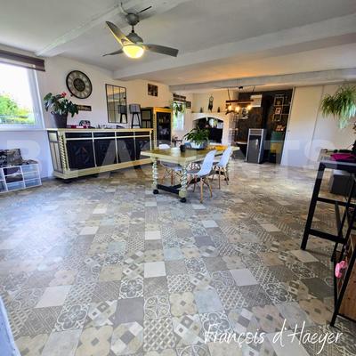 Maison - 143 m² - 6 pièces