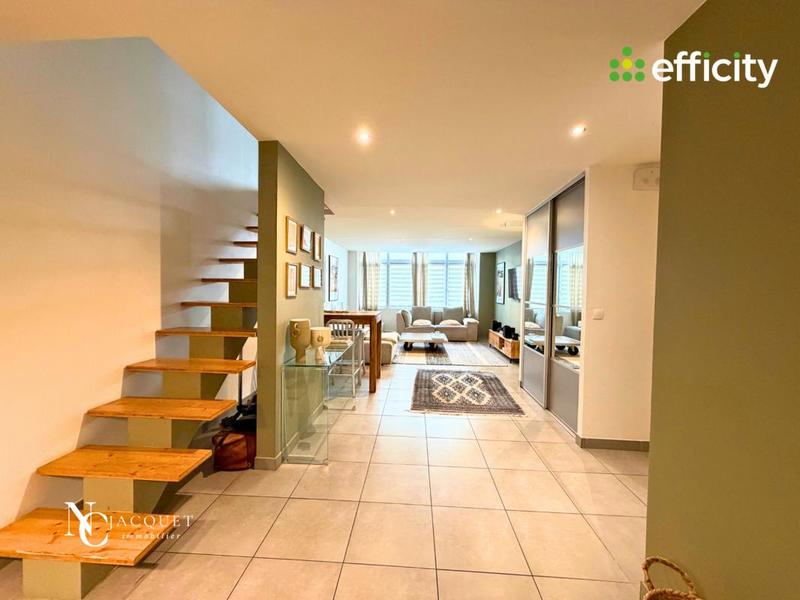 Appartement - 89 m² - 3 pièces