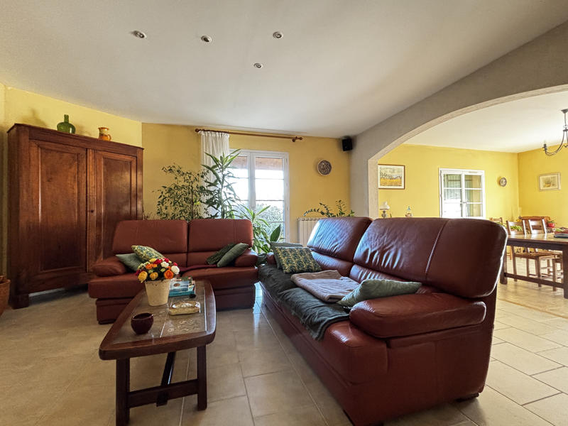 Villa - 151 m² - 6 pièces