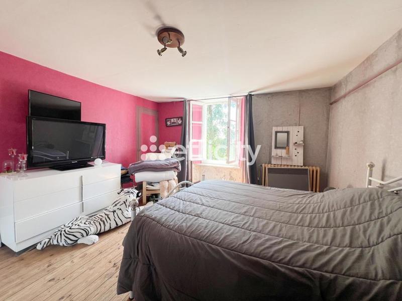 Corps de ferme - 120 m² - 6 pièces