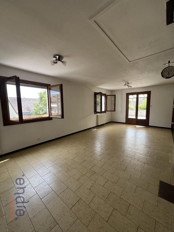 Maison - 168 m² - 6 pièces