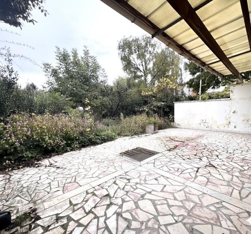 Pavillon - 190 m² - 9 pièces