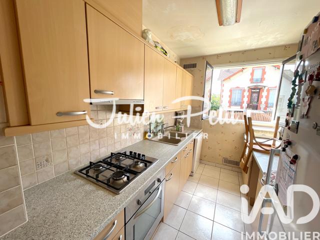 Maison - 130 m² - 8 pièces