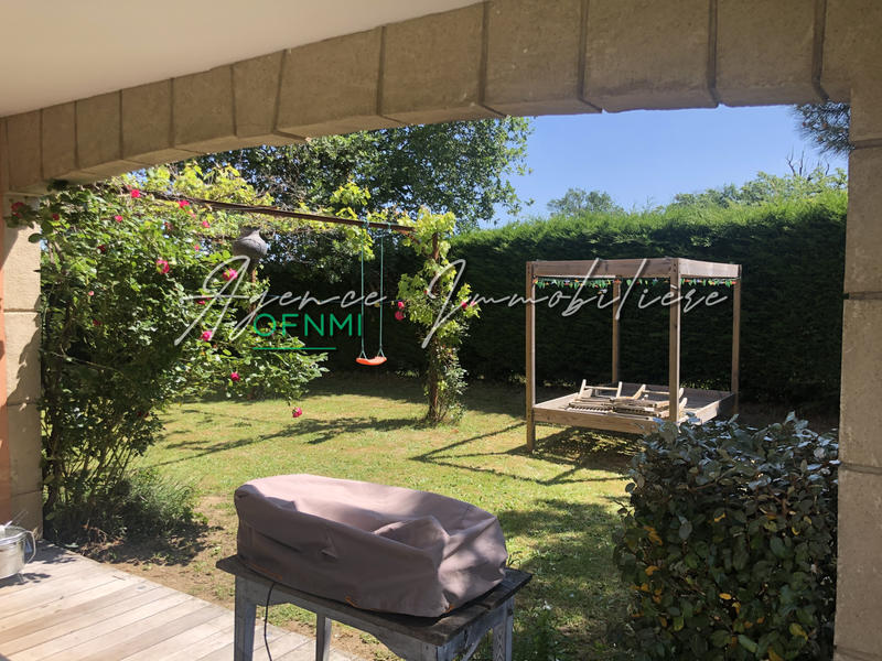 Villa - 230 m² - 6 pièces