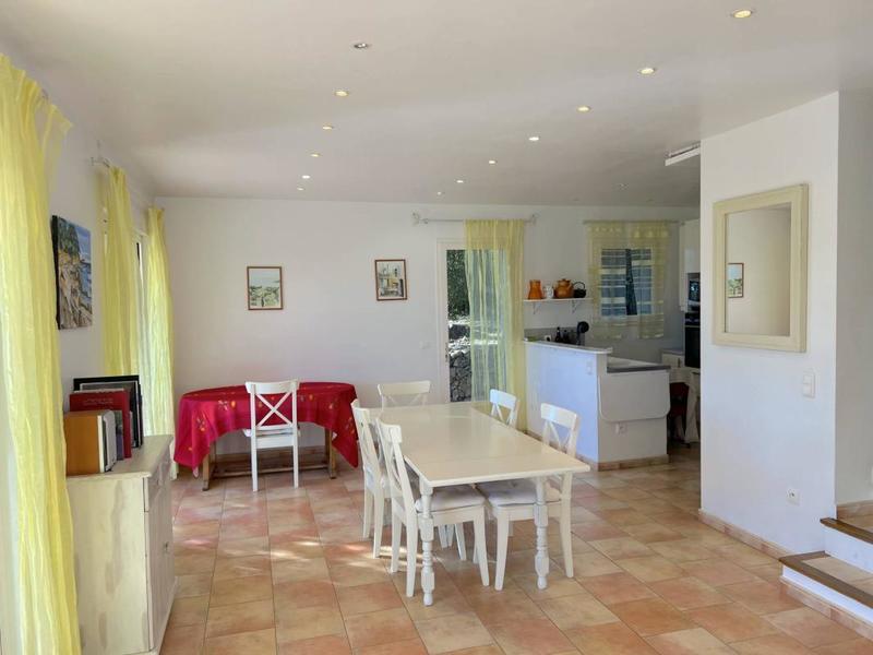 Maison - 106 m² - 5 pièces