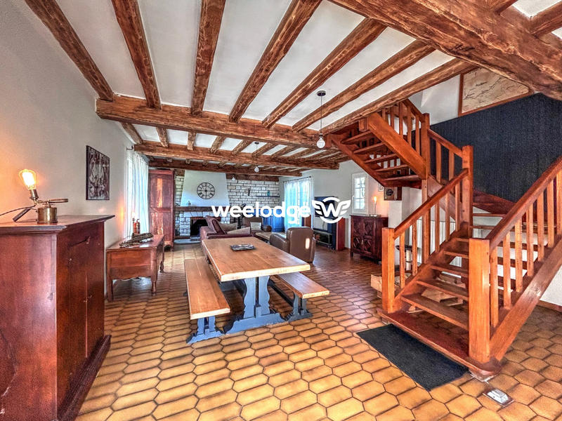 Maison traditionnelle - 185 m² - 5 pièces