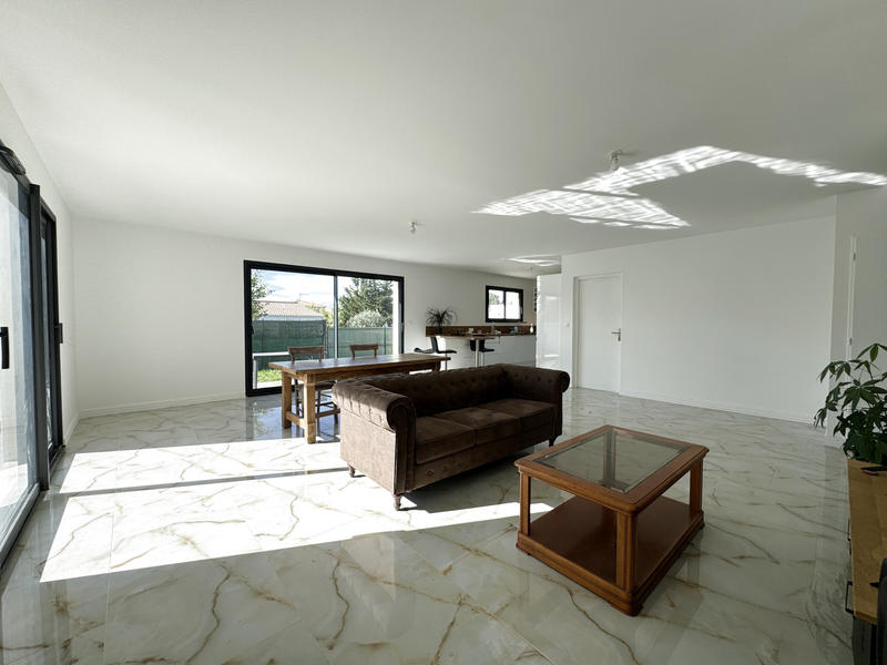 Maison - 103 m² - 4 pièces