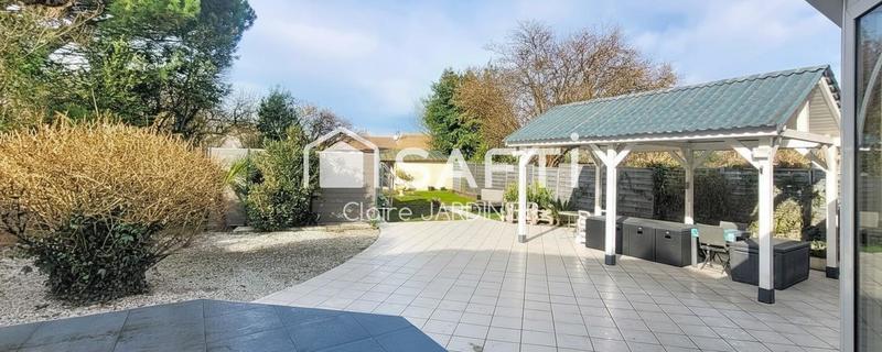 Maison de ville - 100 m² - 5 pièces