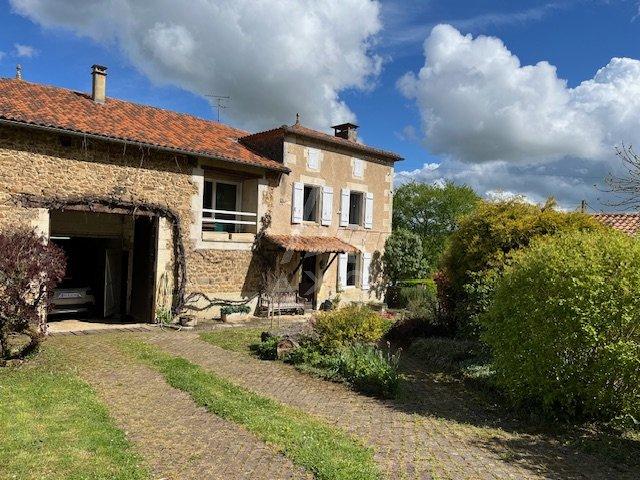 Maison - 275 m² - 6 pièces