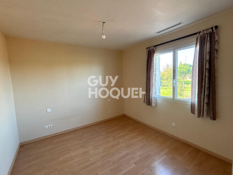 Maison - 200 m² - 5 pièces