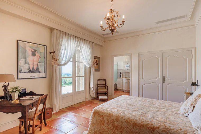 Villa - 625 m² - 10 pièces