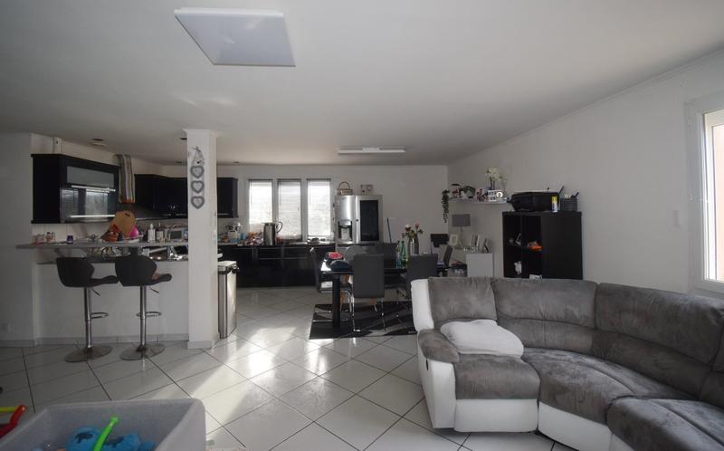 Maison - 96 m² - 4 pièces