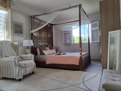 Maison - 187 m² - 5 pièces