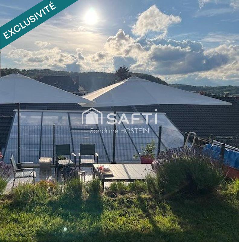 Maison - 180 m² - 8 pièces