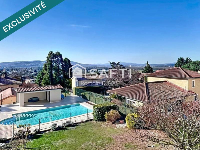 Maison - 238 m² - 7 pièces