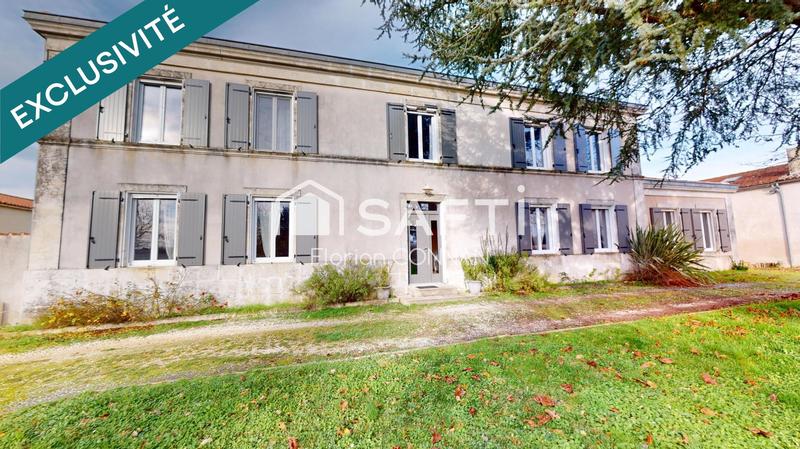 Maison - 225 m² - 9 pièces