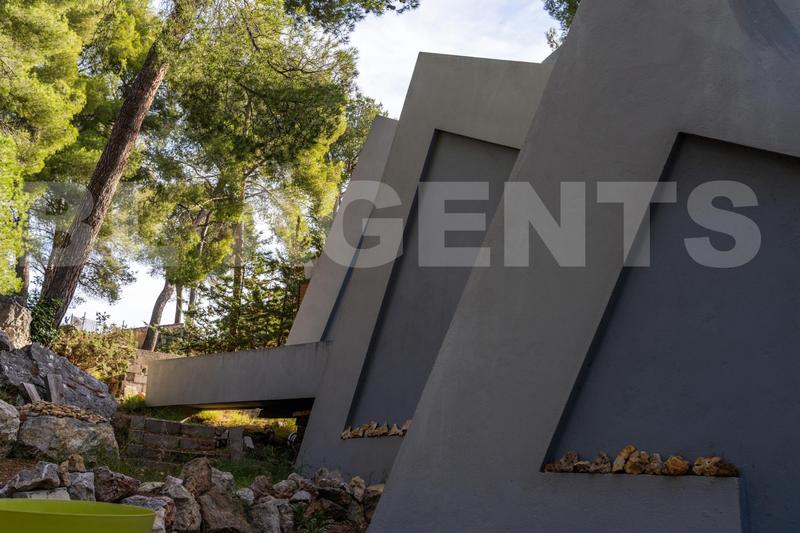 Maison d'architecte - 156 m² - 6 pièces