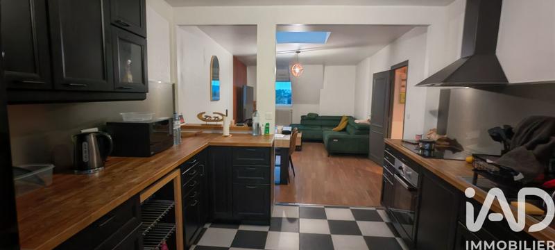 Appartement - 99 m² - 4 pièces