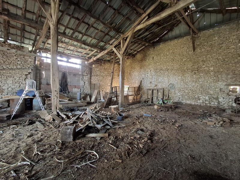 Maison traditionnelle - 243 m² - 9 pièces