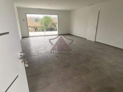 Villa - 100 m² - 4 pièces