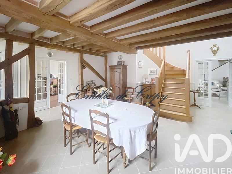 Maison - 231 m² - 8 pièces