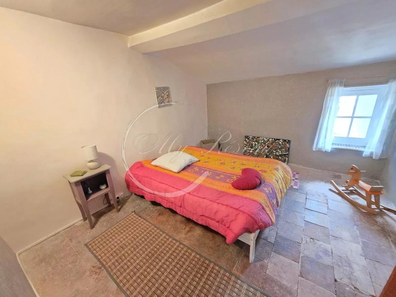 Maison de village - 90 m² - 4 pièces